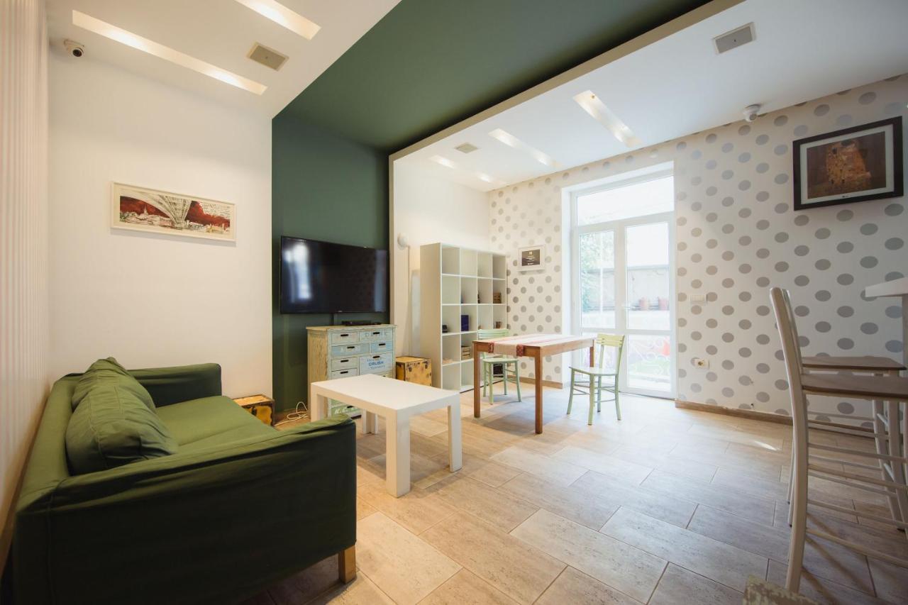 Hostel Bongo Белград Екстериор снимка
