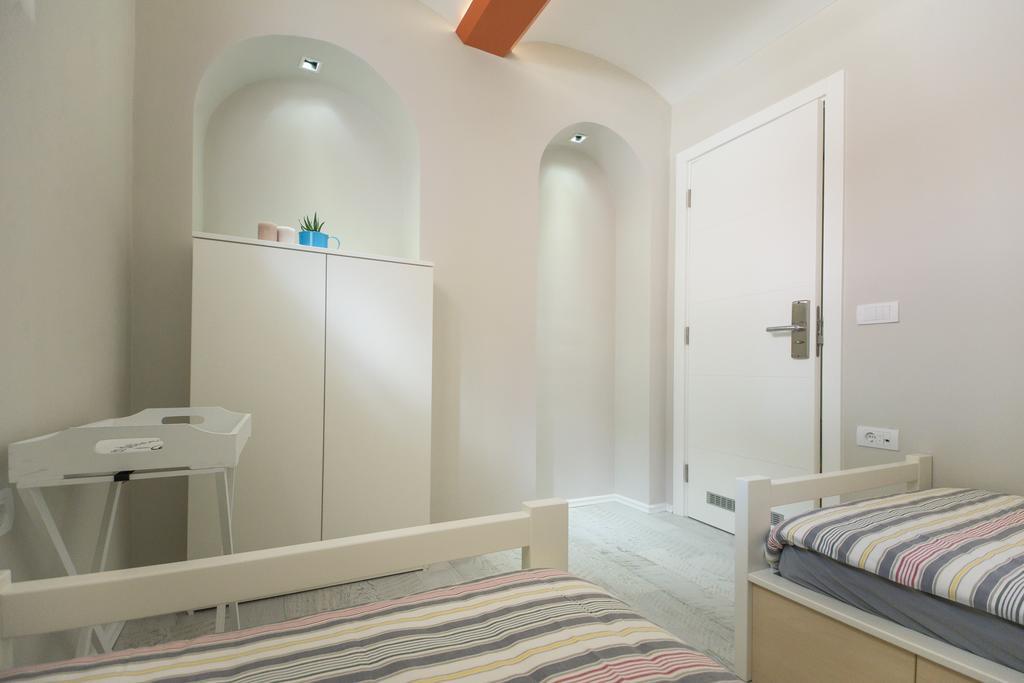 Hostel Bongo Белград Стая снимка